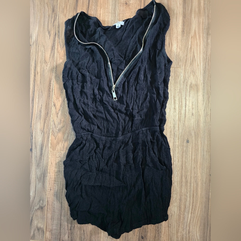 Black Sleeveless Romper with Zipper